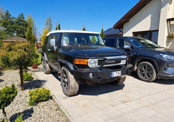 Toyota FJ cena 37500 przebieg: 235000, rok produkcji 2007 z Namysłów małe 137